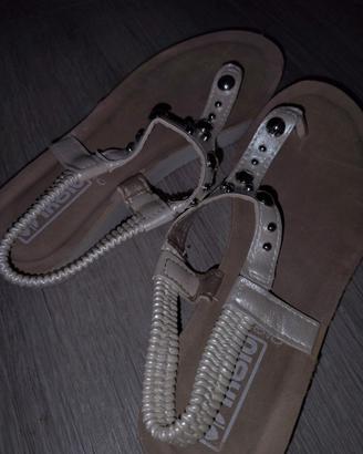2 paia di scarpe INBLU
