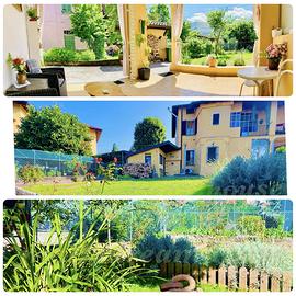 Charme d'epoca, con giardino e terrazzo