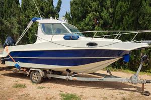 Saver Manta DC 21" più Suzuki DF 150 XL 