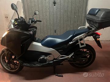 Honda Integra 700 DCT ABS