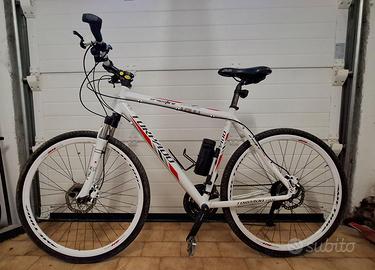 BICICLETTA TREKKING TORPADO