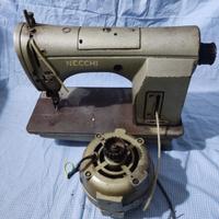 Macchina da cucire Necchi “modificata”