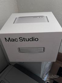 Mac Studio con chip Apple M2 Max