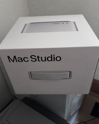 Mac Studio con chip Apple M2 Max
