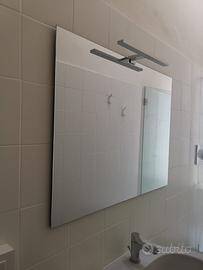 Specchio bagno con luce