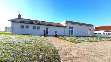 Immobile di 200 m² con 4 locali a Grisignano di Zo