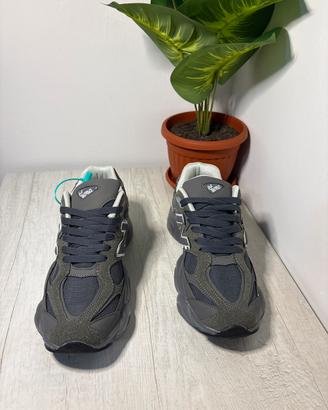 Scarpe New Balance 9060 Grigie - Nuove - Taglia 41