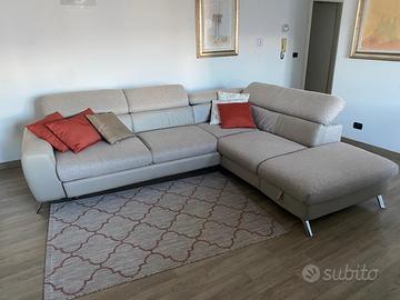 Divano angolare di design 280x255