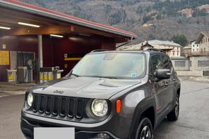 Jeep renegade trailhawk