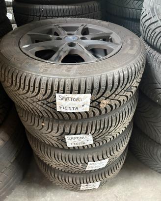 Gomme Ford Fiesta