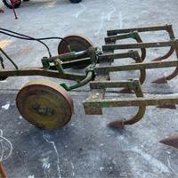 ESTIRPATORE TRAINATO USATO A 7 ANCORE