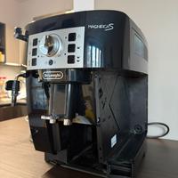 Macchina del caffè De Longhi Magnifica S