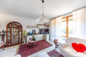 3 LOCALI A RESCALDINA