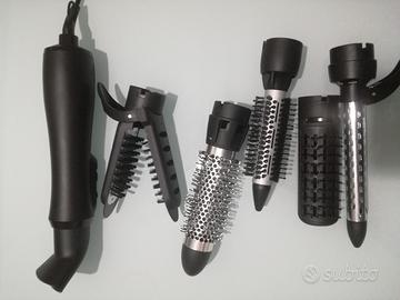 Asciuga capelli con sei accessori