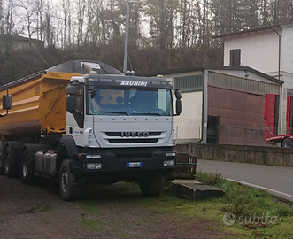 Trattore stradale 4x4