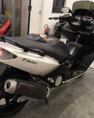 Tmax 500 2005