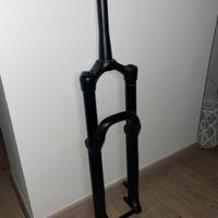 Forcella RockShox Yari Rc 29 Tapered