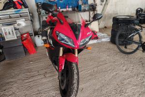 Yamaha R1 2004