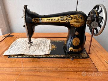 Macchina da cucire Singer