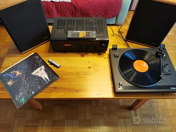 Impianto Hi-Fi completo con giradischi
