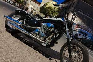 Shadow 750