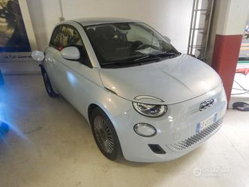Fiat 500e Berlina 23,8 kWh