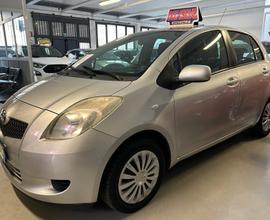 Toyota Yaris 1.0 5 porte Sol