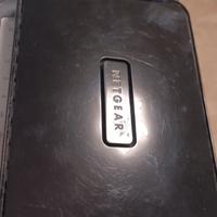 NETGEAR Modem Router N300 Wireless ADSL2+ DGN2200v