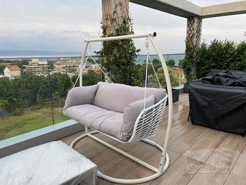 Dondolo due posti da esterno