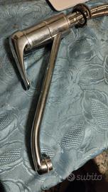 Rubinetto per lavello/lavandino