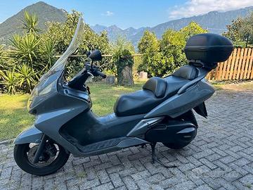 Honda Silverwing 400