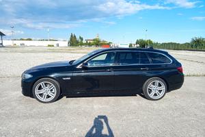 BMW 520 LUXURY