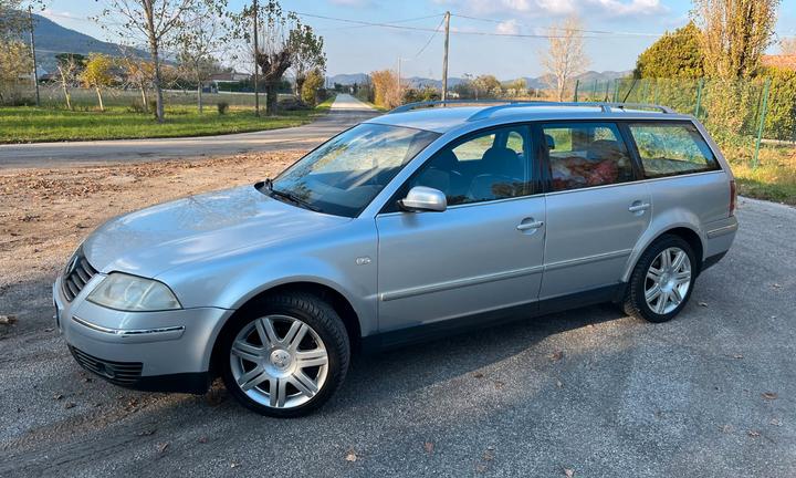 Volkswagen Passat TDI 130CV anno 2001