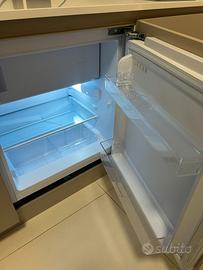 Minifrigo da incasso Candy CRU 164 NE/N  111 Litri