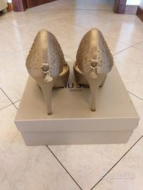 Decollete Magda con plateau e cristalli marca Liu