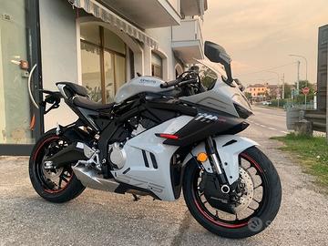 Cf Moto 675 Sr 675SR