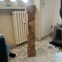 Colonna in marmo forma quadrata