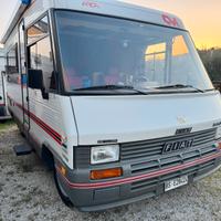 Arca Europa 92 586 2.5TD con servosterzo