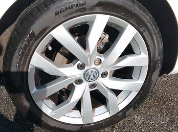 4 cerchi in lega originali da 17 golf 7