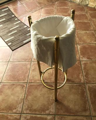 Supporto in ottone