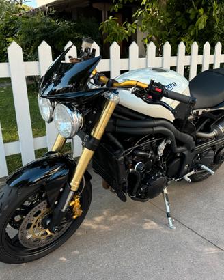 Triumph Speed Triple 1050