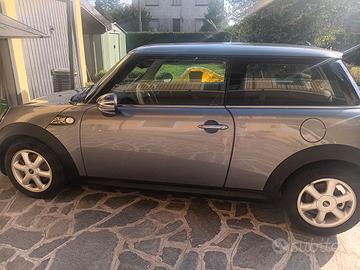 Mini one  del 2009