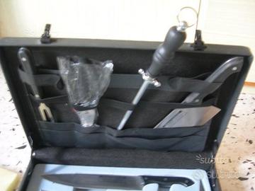 Valigia di cortelli da cucina