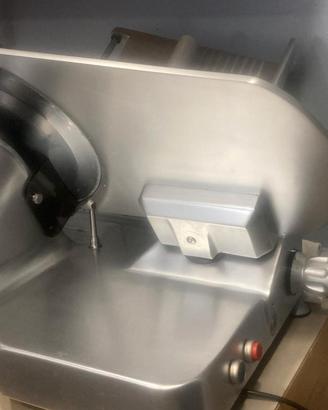 affettatrice professionale 