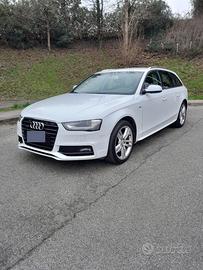 Audi a4 avant 2.0 tdi sline quattro