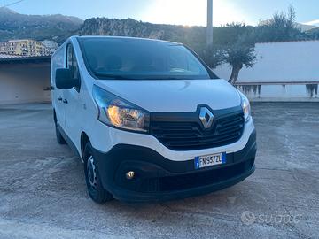 Renault Trafic 2000 cl 121 cv