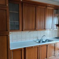 Cucina in legno massello