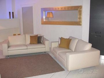 Divani IN PELLE DI ALTA QUALITA'