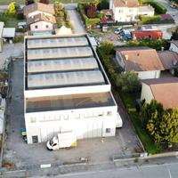 Capannone con celle frigorifere