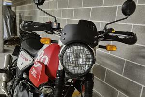 Royal Enfield,12.000 kilometri